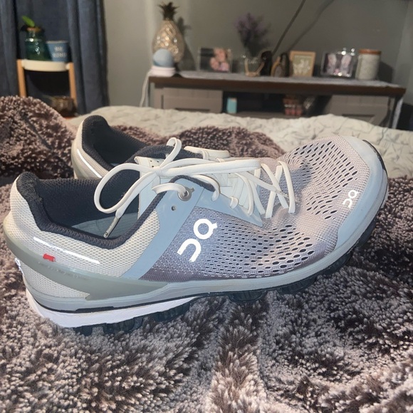 Women’s onclouds - Picture 2 of 8